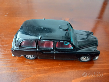 Austin London taxi-cab