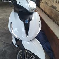 Piaggio Beverly 300 - 2022 Prezzo trattabile