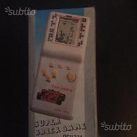 Gioco elettronico brick game