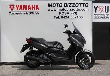 Yamaha X-Max 250