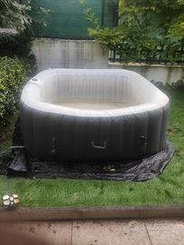 Piscina idromassaggio Completa di tutti accessori