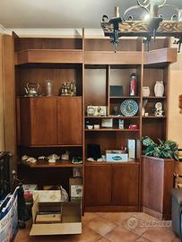 Parete attrezzata in legno massello artigianale