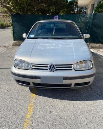 GOLF CABRIO USATA