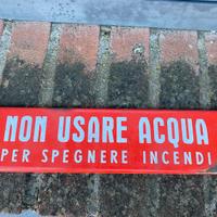 Insegna targa tabella smaltata vintage anni 60 70