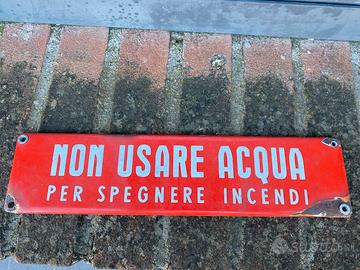 Insegna targa tabella smaltata vintage anni 60 70