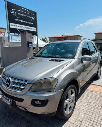 MERCEDES ML320-GANCIO TRAINO