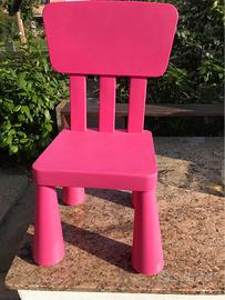 sedia rosa in plastica per bambine