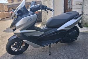 SCOOTER KL BRERA 125cc + SILVER