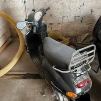 Vespa 50