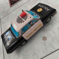 Auto latta squadra mobile Polizia