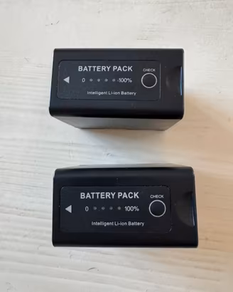 N. 2Batterie BP-975 BP975, compatibile  Canon C100