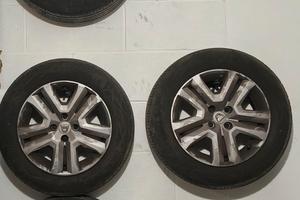 4 gomme estive con cerchi, modello Eco Contact 6