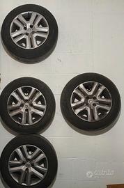 4 gomme estive con cerchi, modello Eco Contact 6