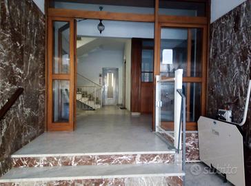 Pressi Via Etnea alta vani 2 arredato 600