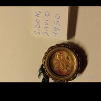 Ciondolo con reliquia