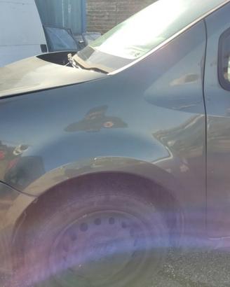 Parafango sinistro RENAULT MODUS del 2005