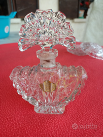 Portaprofumi e portagioie