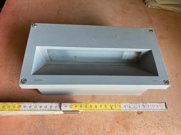 Faretti da incasso
