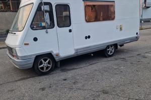 motorhome enlagh  anno 1988 5posti  6500£ tratt.