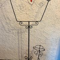 Set in ferro battuto - piedistallo e treppiede