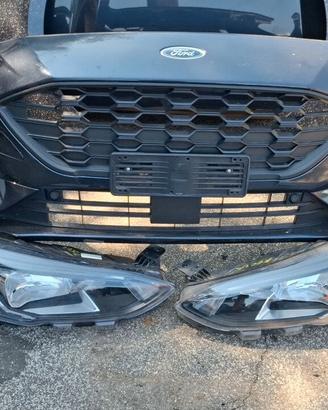 FORD FOCUS 1.0 TB ST LINE MUSO FARI LED 18-22