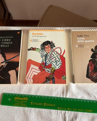 🔴Blocco libri samurai guerriero Giappone🟣Tor