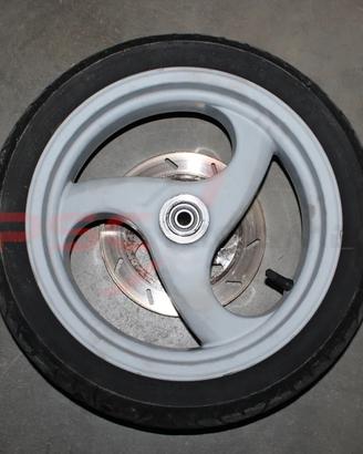 Cerchio 13×3.50+pneumatico 130/60 R13 per SCOOTER