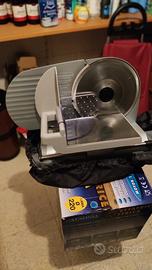 affettatrice elettrica Ausonia