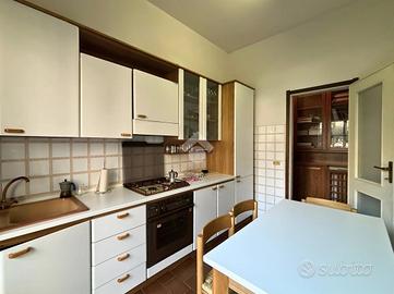 2 LOCALI A DARFO BOARIO TERME