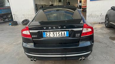 Auto Volvo berliba 4 porte