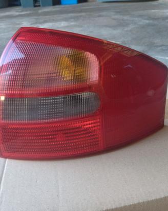 Fanale posteriore audi a6