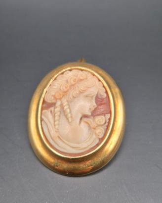 SPILLA IN ORO CON CAMMEO