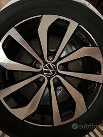 TRENO NUOVO CERCHIONI PIU GOMME ESTIVE TROC 1500