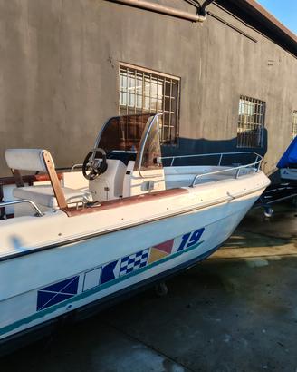 Manò Marine 19 sport fish