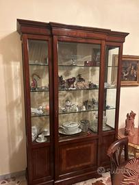 Vetrina in legno massello