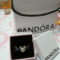 Pandora Charm in Argento Ritratto Mickey 791586