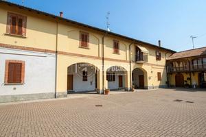LUMINOSO E AMPIO BILOCALE DI 74 MQ - LIBERO SUBITO