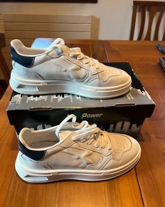 Scarpe U Power sneakers pelle bianca n42 NUOVE