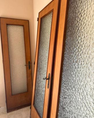 Porte in mogano con vetro battuto