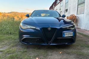 Alfa Romeo Giulia 2.2 220cv