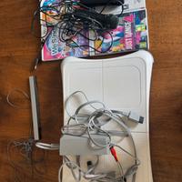 Nintendo wii +balance board con giochi e microfoni