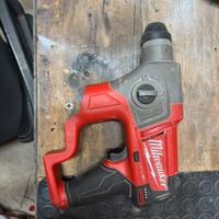 Milwaukee Tassellatore m12