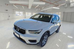VOLVO XC40 T2 AUTOMATICO MOMENTUM SUV