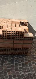 Mattoni forati spessore 10cm