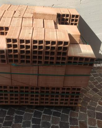 Mattoni forati spessore 10cm