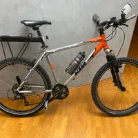 MOUNTAIN BIKE KTM