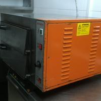 " Forno elettrico e varie attrezzature"