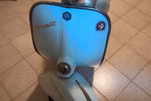 vespa GT125