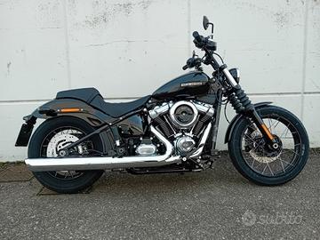 Harley-Davidson Softail Street Bob
