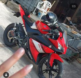 Yamaha yzf r125
